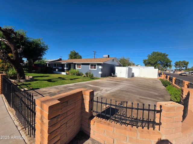 1610 W 7TH Avenue, Mesa, AZ 85202