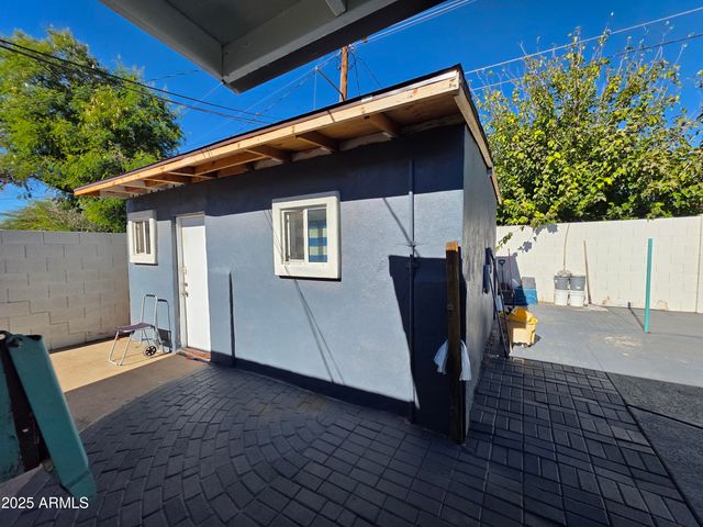 1610 W 7TH Avenue, Mesa, AZ 85202