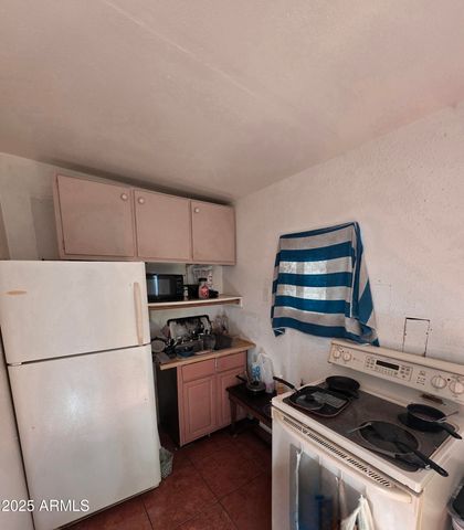 1610 W 7TH Avenue, Mesa, AZ 85202