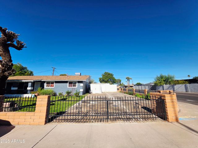 1610 W 7TH Avenue, Mesa, AZ 85202