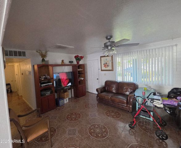 1610 W 7TH Avenue, Mesa, AZ 85202