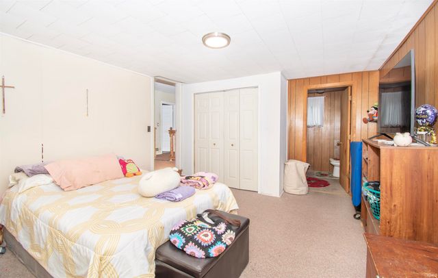 1002 Moyer Street, Kendallville, IN 46755