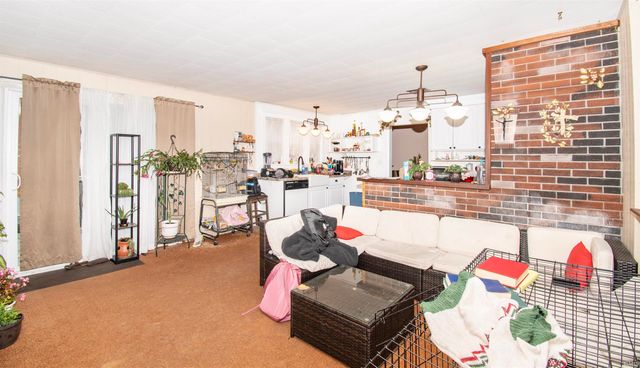 1002 Moyer Street, Kendallville, IN 46755