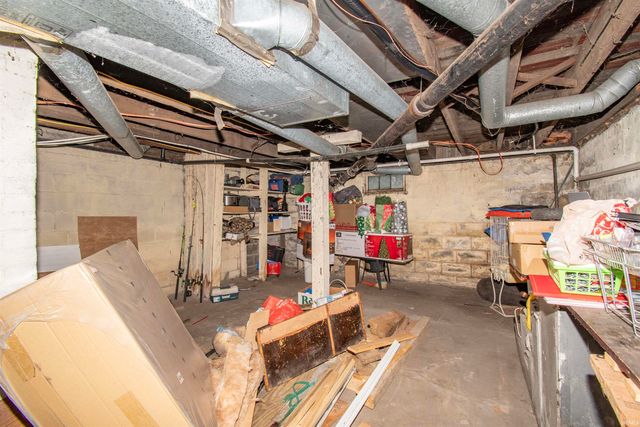 1002 Moyer Street, Kendallville, IN 46755