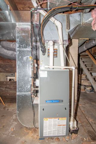 1002 Moyer Street, Kendallville, IN 46755