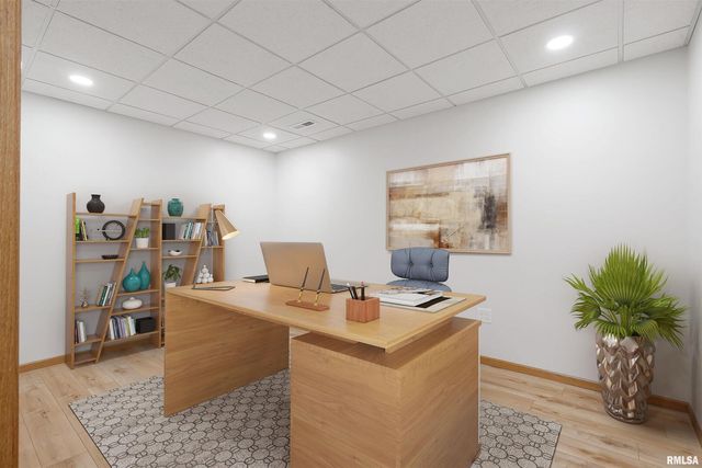 1101 2nd Street, Moline, IL 61265