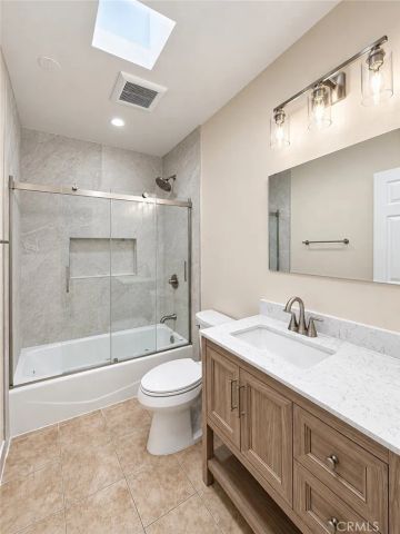 1126 Elm Avenue 4, Glendale, CA 91201