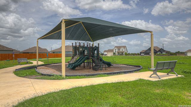 401 Mcginty Meadow Drive, Lockhart, TX 78644