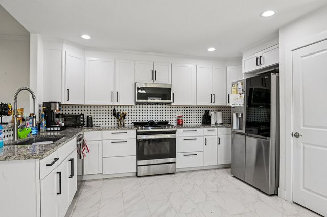 7137 John T. White Road, Fort Worth, TX 76120