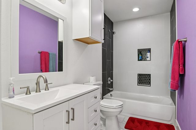 7137 John T. White Road, Fort Worth, TX 76120