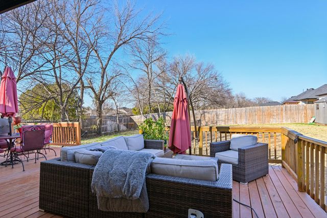 7137 John T. White Road, Fort Worth, TX 76120