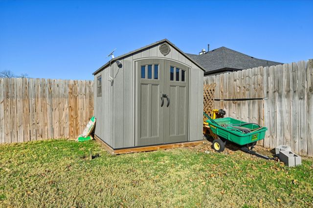 7137 John T. White Road, Fort Worth, TX 76120