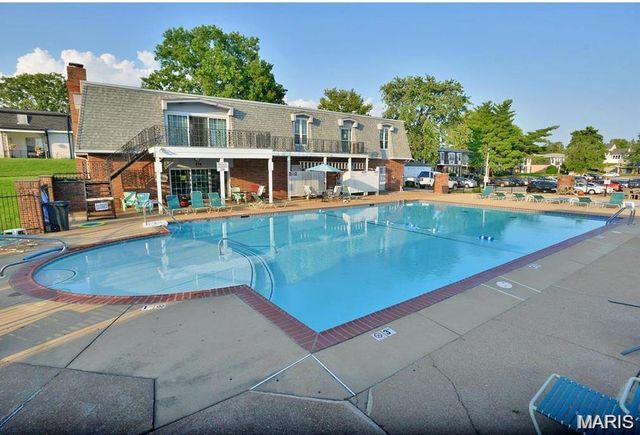 1674 Blue Ridge Drive H, St Louis, MO 63125