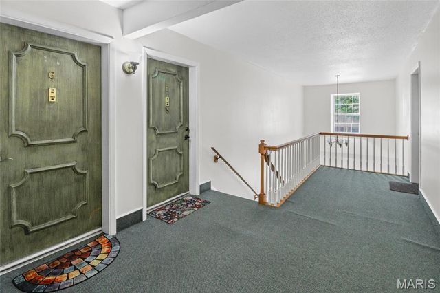 1674 Blue Ridge Drive H, St Louis, MO 63125