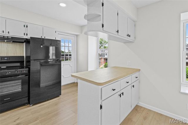 1674 Blue Ridge Drive H, St Louis, MO 63125
