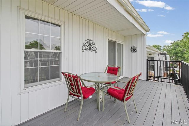 1674 Blue Ridge Drive H, St Louis, MO 63125