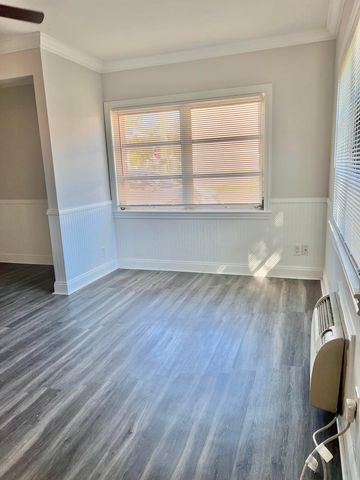 101 S GOLFVIEW Road 1, Lake Worth Beach, FL 33460