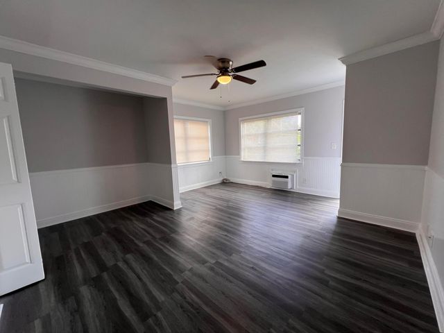 101 S GOLFVIEW Road 1, Lake Worth Beach, FL 33460
