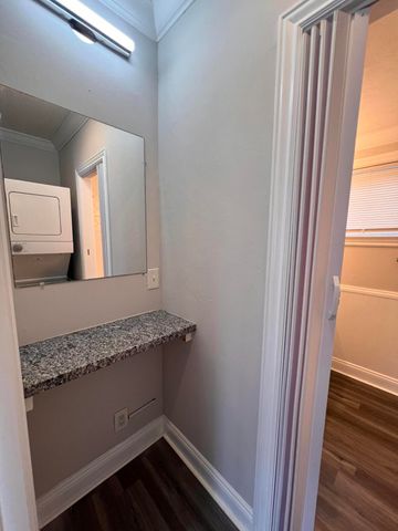 101 S GOLFVIEW Road 1, Lake Worth Beach, FL 33460