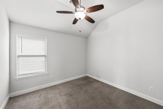 905 Heriot Court, Mcgregor, TX 76657