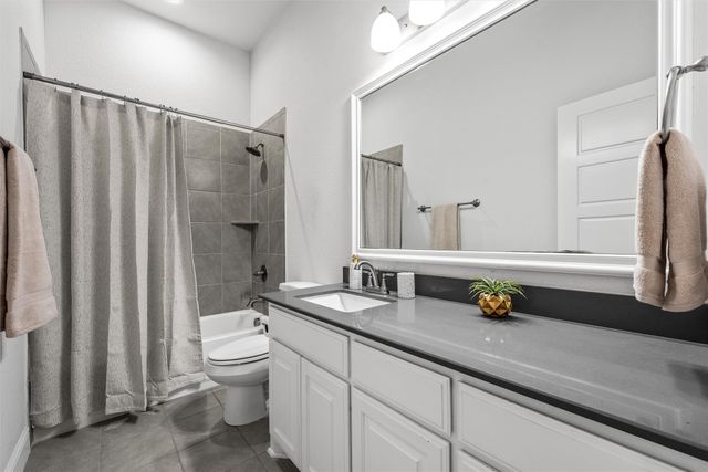 905 Heriot Court, Mcgregor, TX 76657