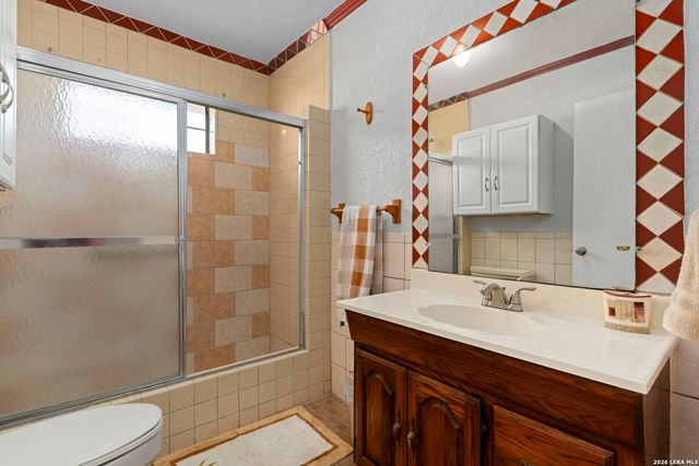 105 East St, Stockdale, TX 78160