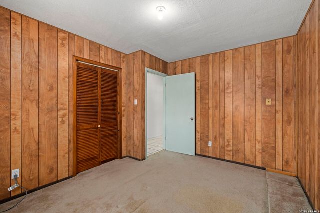 105 East St, Stockdale, TX 78160