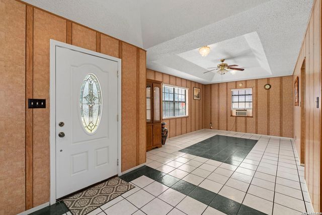 105 East St, Stockdale, TX 78160