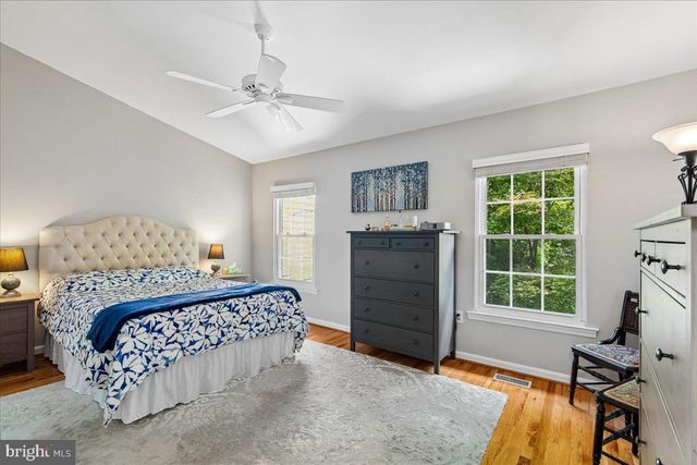 25 TIVOLI LAKE CT, Silver Spring, MD 20906