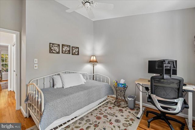 25 TIVOLI LAKE CT, Silver Spring, MD 20906