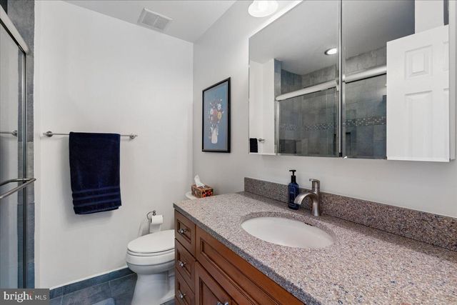 25 TIVOLI LAKE CT, Silver Spring, MD 20906