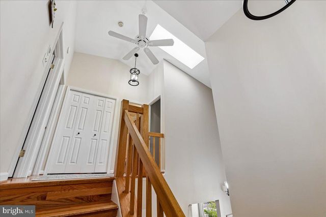 25 TIVOLI LAKE CT, Silver Spring, MD 20906