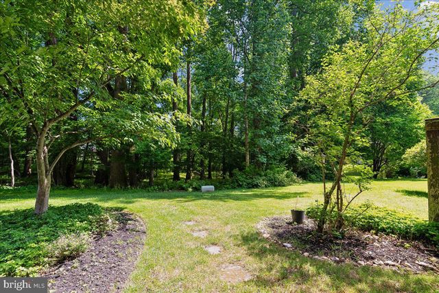 25 TIVOLI LAKE CT, Silver Spring, MD 20906