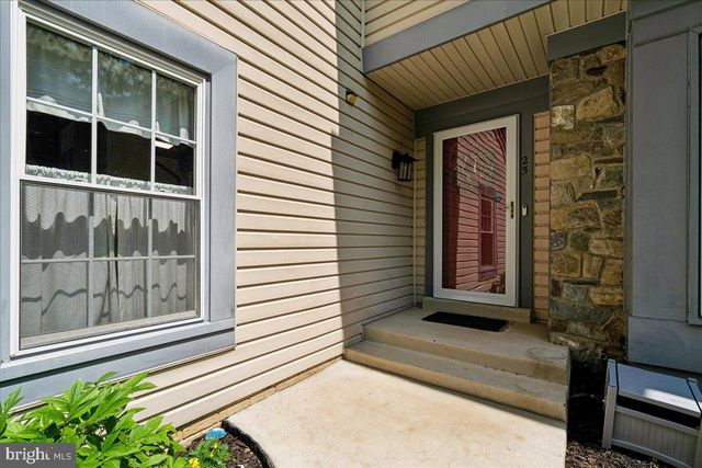25 TIVOLI LAKE CT, Silver Spring, MD 20906