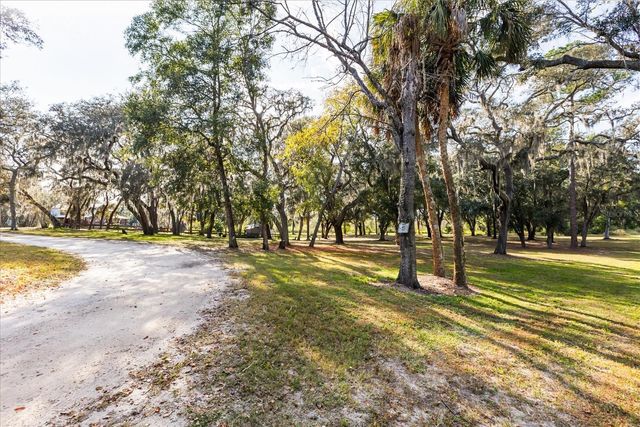 27201 WOODHOLLOW ROAD, Mount Dora, FL 32757