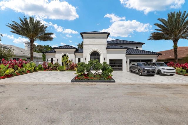 541 E Enclave Cir E, Pembroke Pines, FL 33027