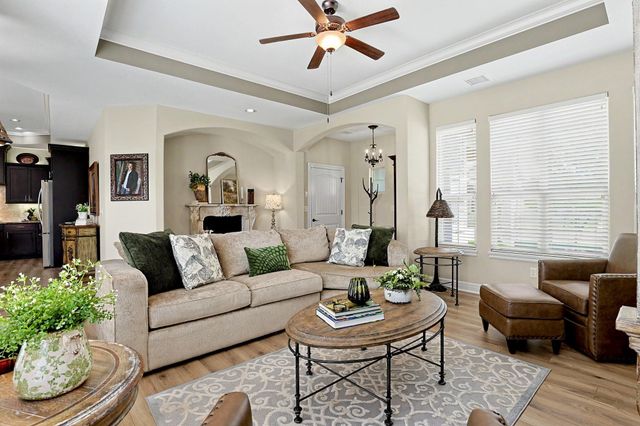 4875 N Indian Oak Street, Bel Aire, KS 67226