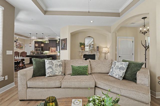 4875 N Indian Oak Street, Bel Aire, KS 67226