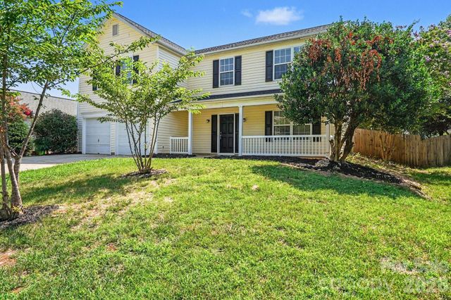 9828 Aventide Lane, Charlotte, NC 28215