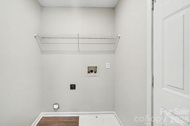9828 Aventide Lane, Charlotte, NC 28215