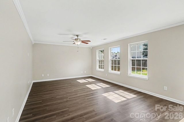 9828 Aventide Lane, Charlotte, NC 28215