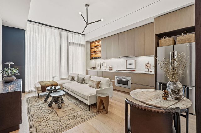 610 Davis ST 2906, Austin, TX 78701
