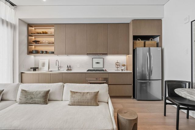 610 Davis ST 2906, Austin, TX 78701