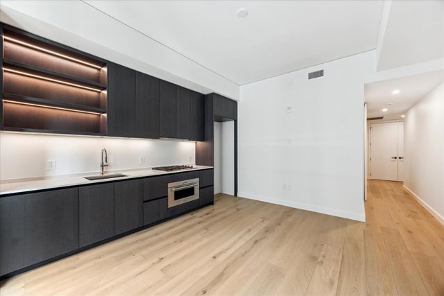 610 Davis ST 2906, Austin, TX 78701