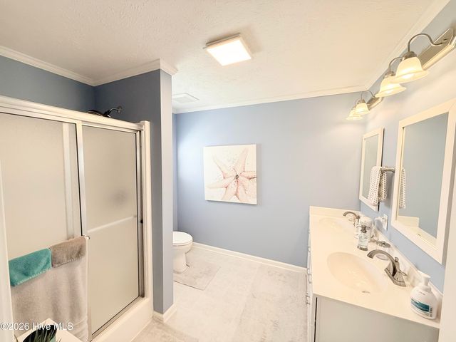 201 Live Oak Drive, Swansboro, NC 28584