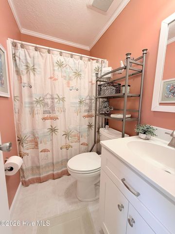 201 Live Oak Drive, Swansboro, NC 28584