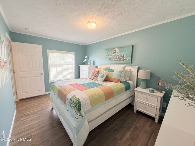 201 Live Oak Drive, Swansboro, NC 28584