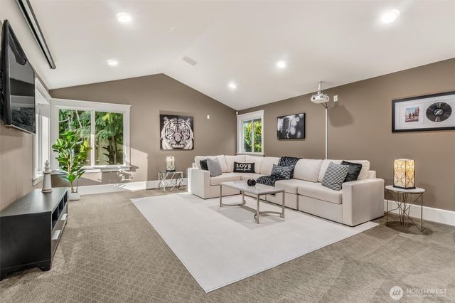 16432 57th Avenue SE, Snohomish, WA 98296