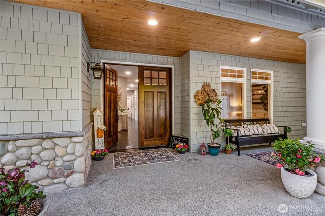 16432 57th Avenue SE, Snohomish, WA 98296