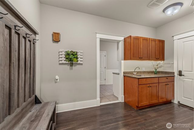 16432 57th Avenue SE, Snohomish, WA 98296